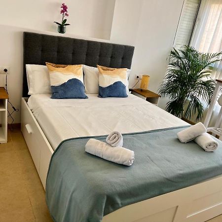 Small Apartament By The Sea مالقة المظهر الخارجي الصورة