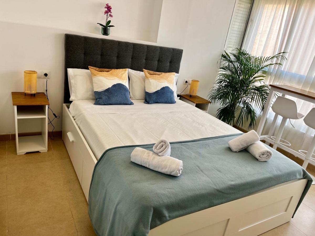 Small Apartament By The Sea مالقة المظهر الخارجي الصورة